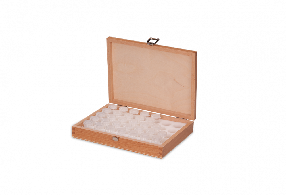 Holzschatulle mit Schaumstoffeinlage für kleine Behälter